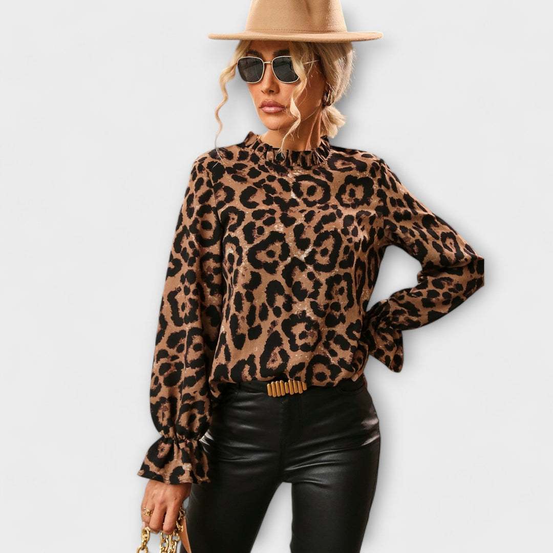 Kayla - Leopardinkuviollinen pusero taitetulla kauluksella
