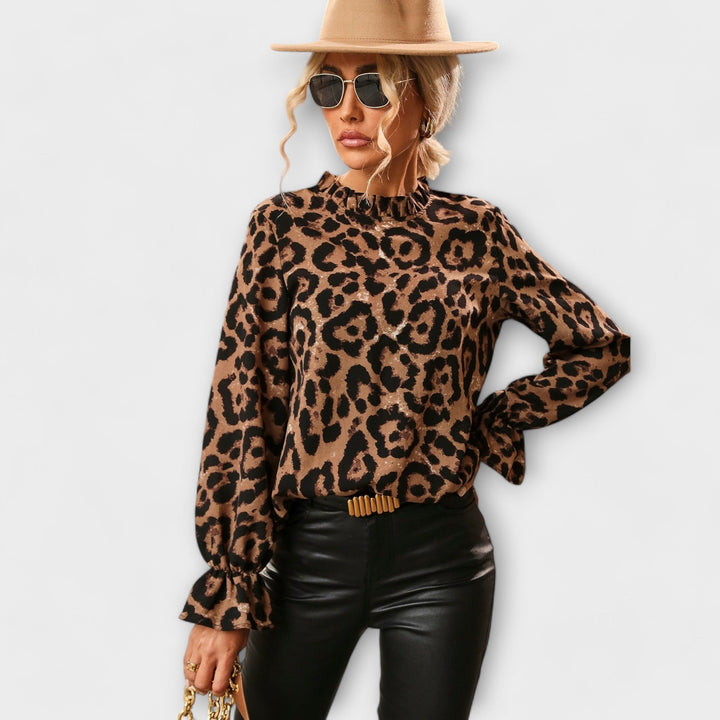 Kayla - Leopardinkuviollinen pusero taitetulla kauluksella