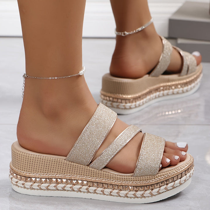 Layla | Mukavat Wedge-sandaalit