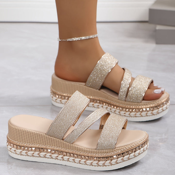 Layla | Mukavat Wedge-sandaalit