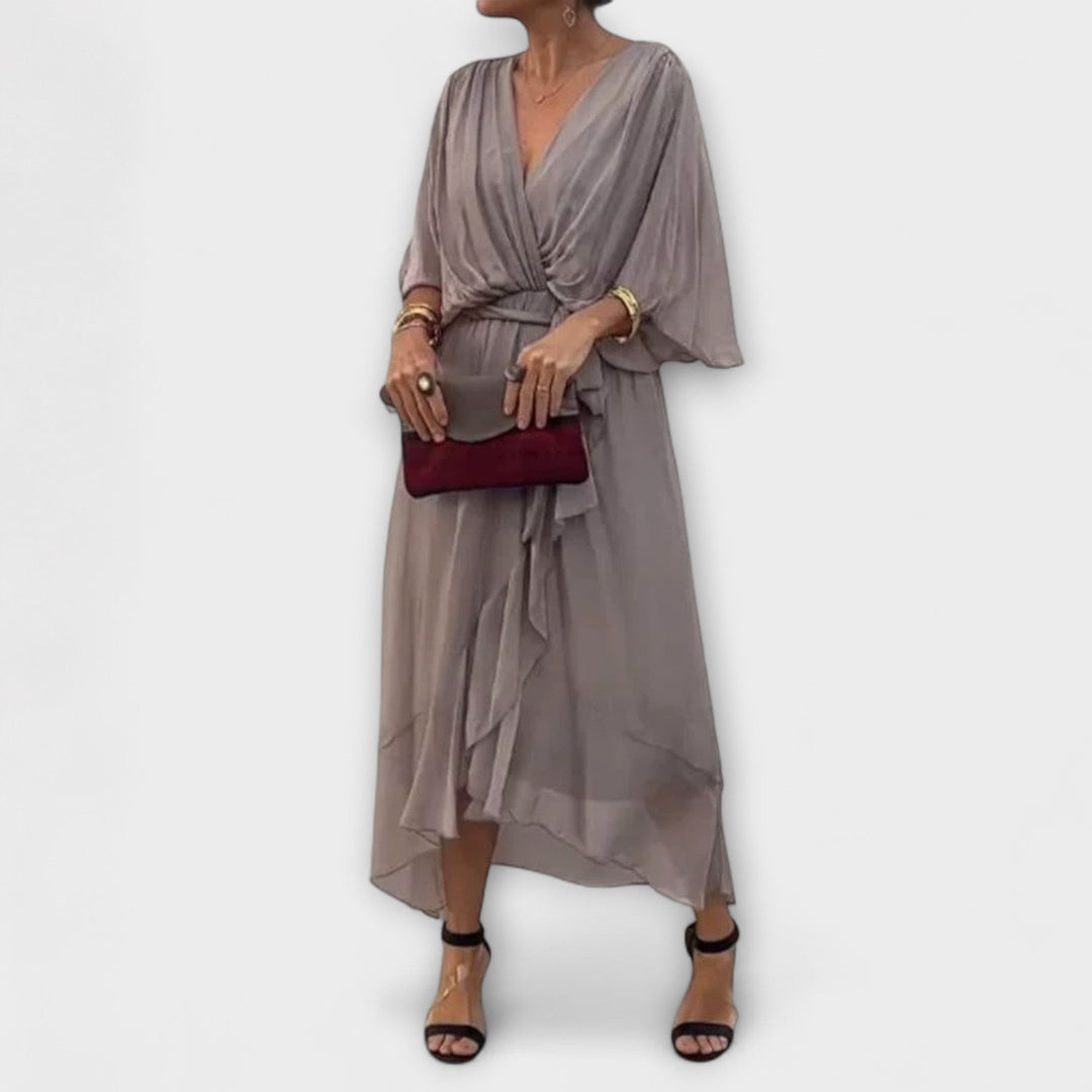 Amoura - Shaffonklei V-Neck Top